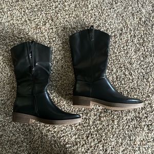 Frye Boots NWOT